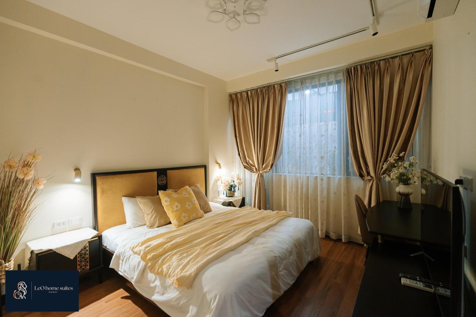 Home Suites -Natural Light -Projector -Spacious - 2Br Incenter Hanoi Esterno foto