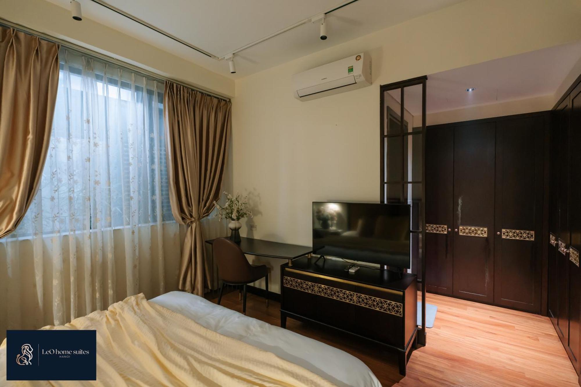 Home Suites -Natural Light -Projector -Spacious - 2Br Incenter Hanoi Esterno foto
